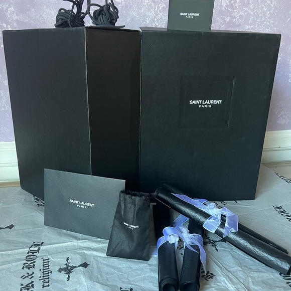 Saint Laurent Black Gift/Boot Box Collection - Picture 1 of 15